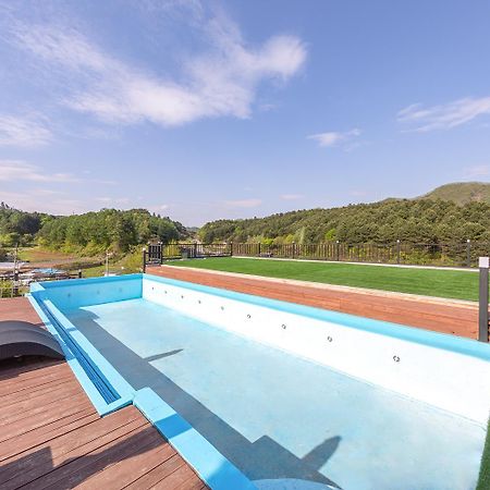 Walking Sky Pension Gapyeong Eksteriør billede